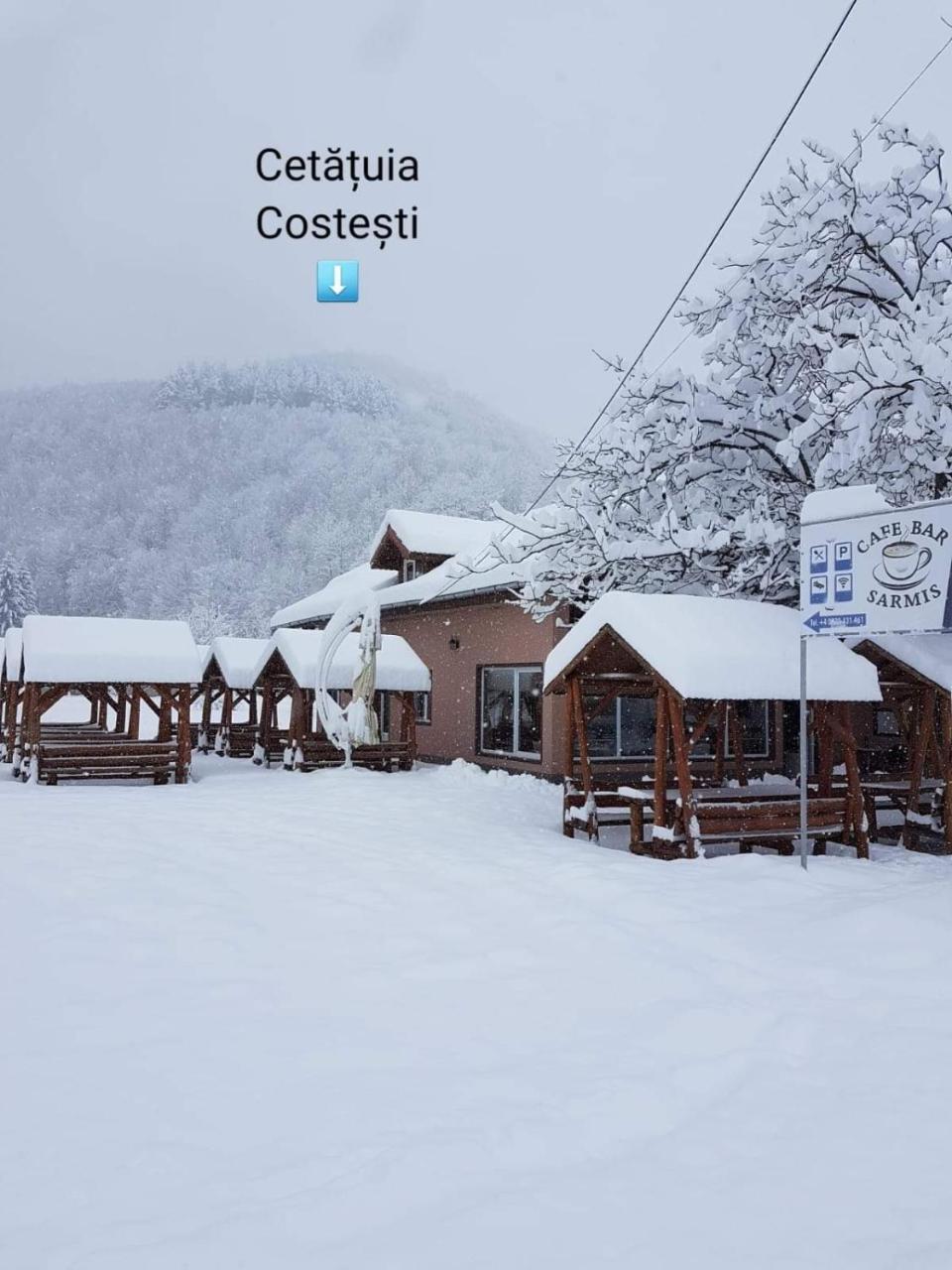 Cabana Sarmis Costesti Ngoại thất bức ảnh